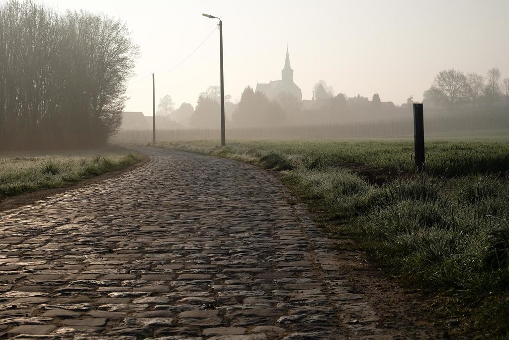 B&B Silentium Tielt-Winge Bagian luar foto